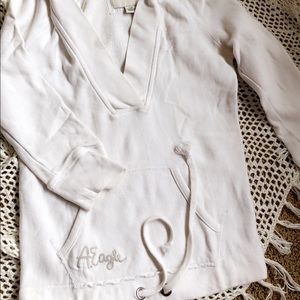 American Eagle quarter sleeve hoodie